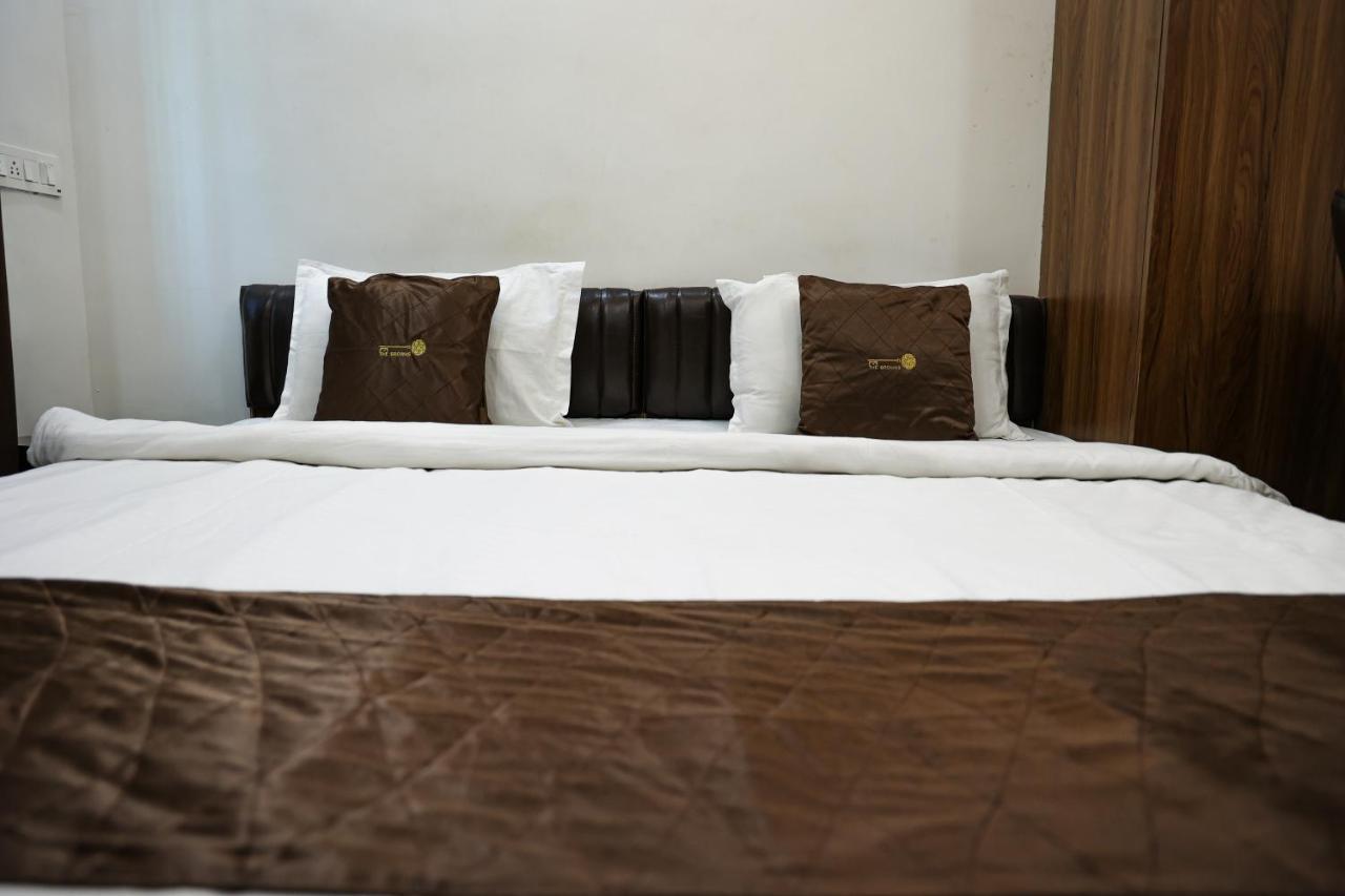 The Browns Hotel Nagpur Exterior photo